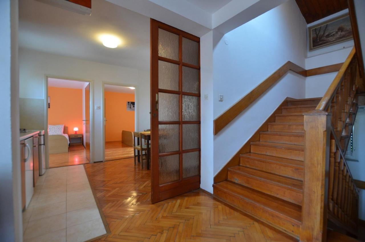 Brigita Apartments Ровинь Экстерьер фото