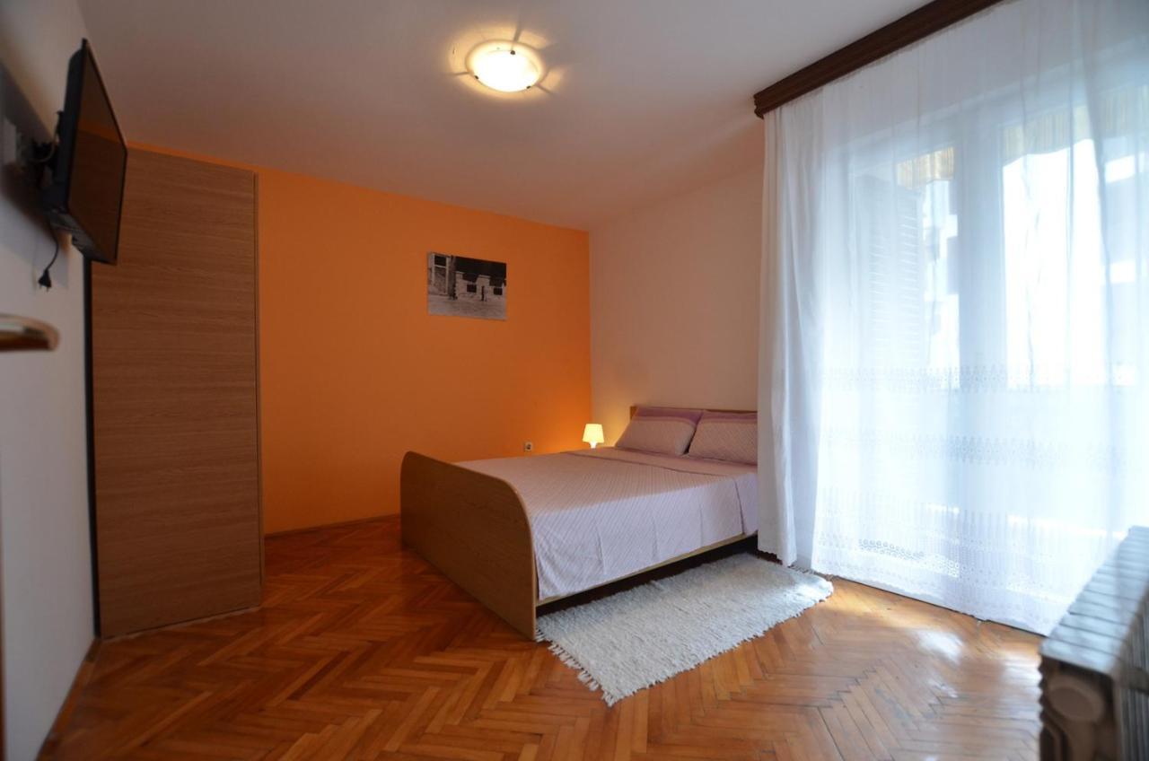 Brigita Apartments Ровинь Экстерьер фото