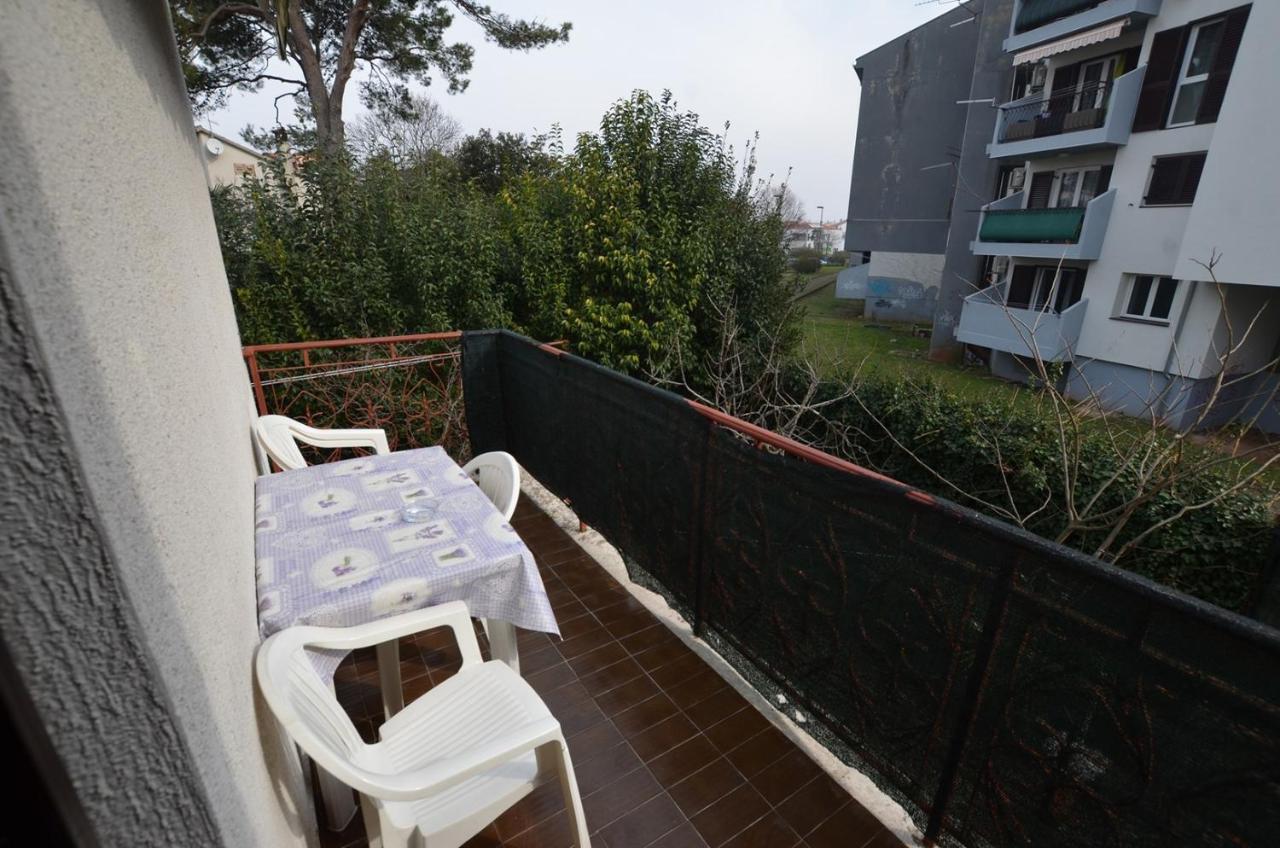 Brigita Apartments Ровинь Экстерьер фото
