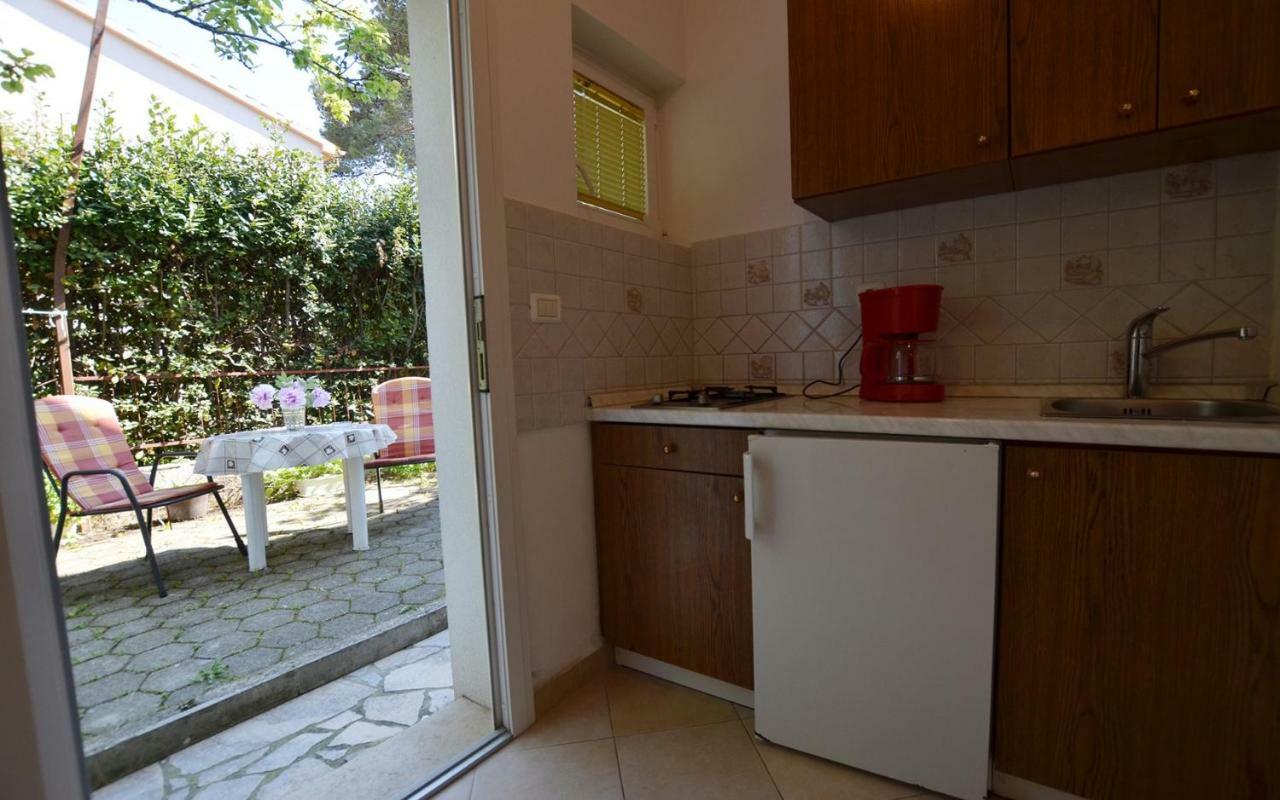 Brigita Apartments Ровинь Экстерьер фото