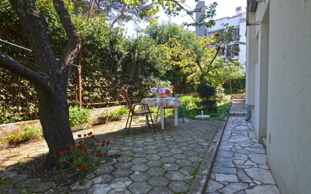 Brigita Apartments Ровинь Экстерьер фото